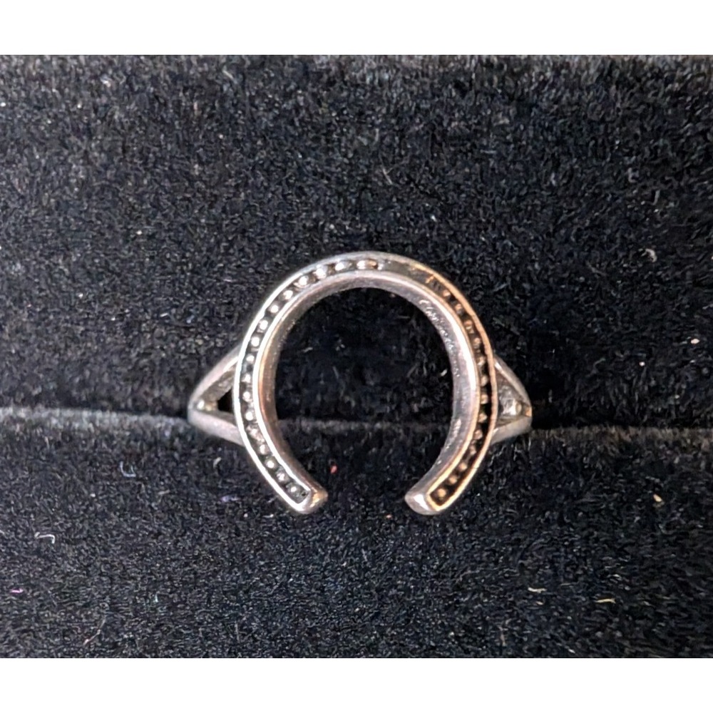 Women's Size 6.5 Horseshoe Sterling Silver Black Rivets 925 Ring - Free Size